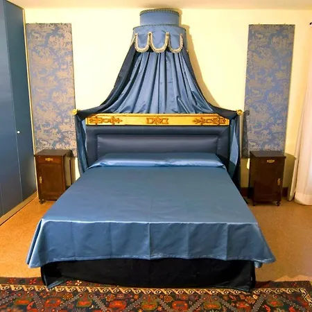 Sarai Apartment *