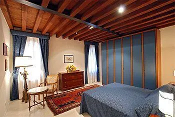 Sarai Apartment *
